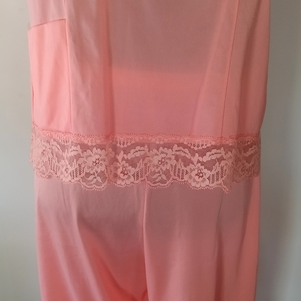 Peachy Pink Pajama Set with Lace Trim and Relaxed Fit - Picture 3 of 7